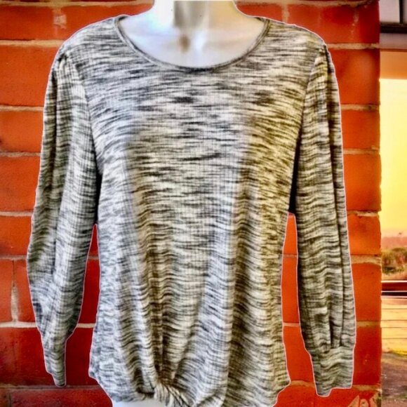 Apt. 9 Gray Heather Long Sleeve Knit Sweater with Knot at Hem - Picture 10 of 10